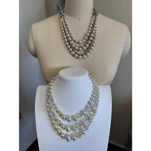 Set of 2 vintage unbranded fashion pearl bead silver chain layered necklaces